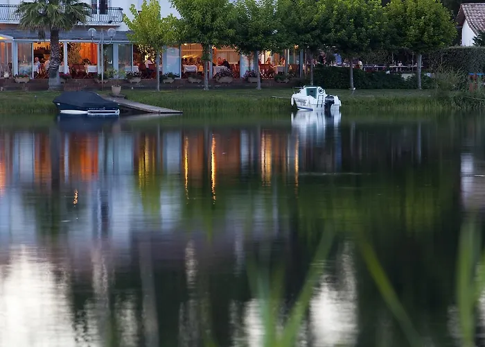 La Caravelle Logis Hotel