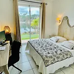 La Caravelle Logis Hotel 3*