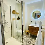 La Caravelle Logis Hotel