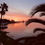 La Caravelle Logis Hotel 3*