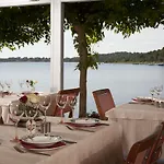 La Caravelle Logis Hotel