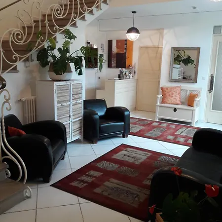 La Caravelle Logis 3*