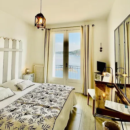 호텔 La Caravelle Logis 3*