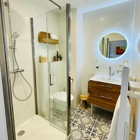 La Caravelle Logis Hotel