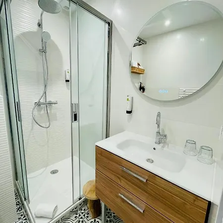 La Caravelle Logis Hotel