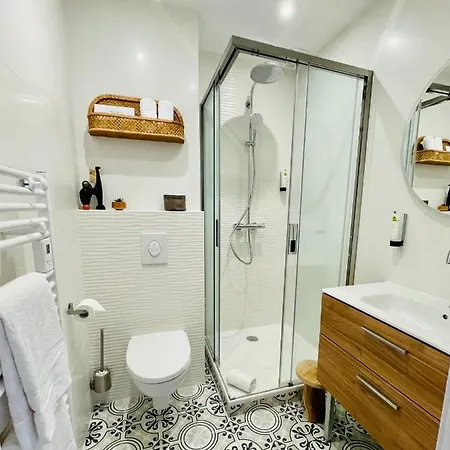 La Caravelle Logis Hotel