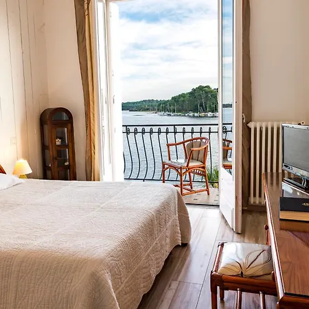 La Caravelle Logis Hotel Biscarrosse