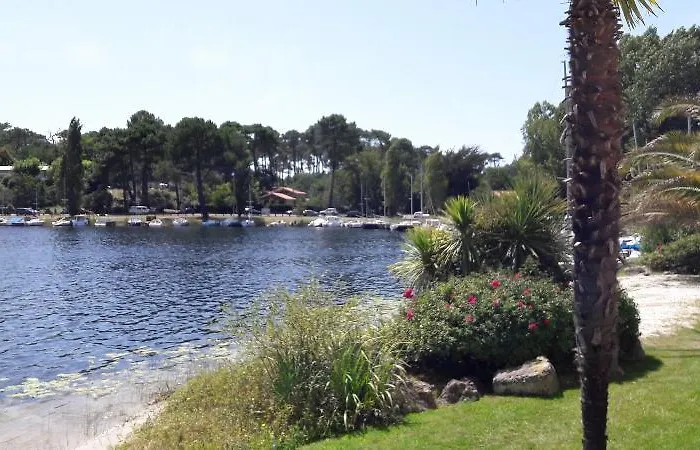 La Caravelle Logis Hotel 3*